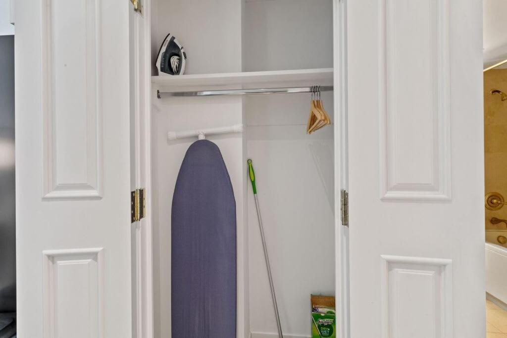 Apartment Stylish 2br 3ba Cozysuites At Showboat Atlantic City