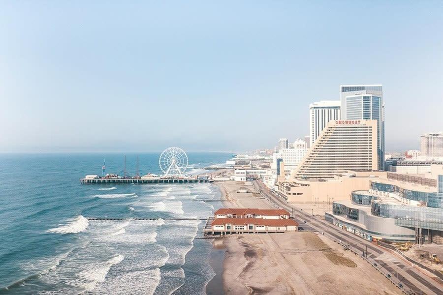Apartment Stylish 2br 3ba Cozysuites At Showboat Atlantic City