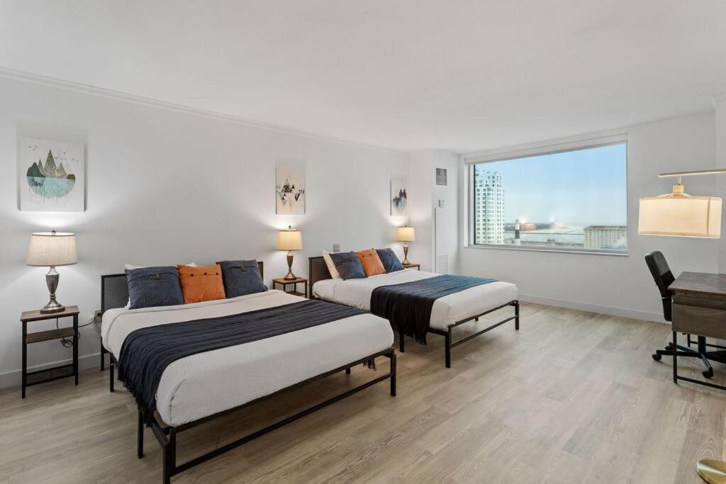 Apartment Stylish 2br 3ba Cozysuites At Showboat Atlantic City